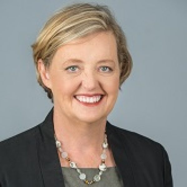 Dr Helen Byrnes